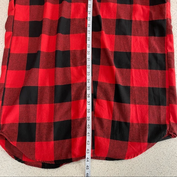 Buffalo plaid button up long shirt / dress-size L - Picture 7 of 11